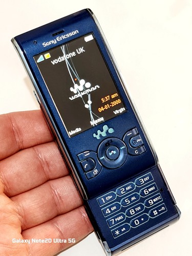 Telefono cellulare sony - cellulare,